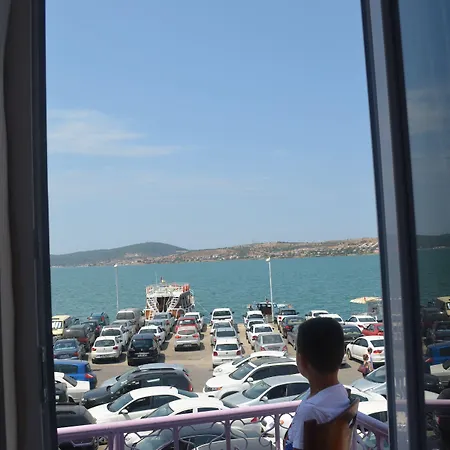 Motel Kiyi Ayvalı