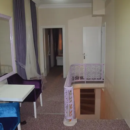 Kiyi Ayvalı